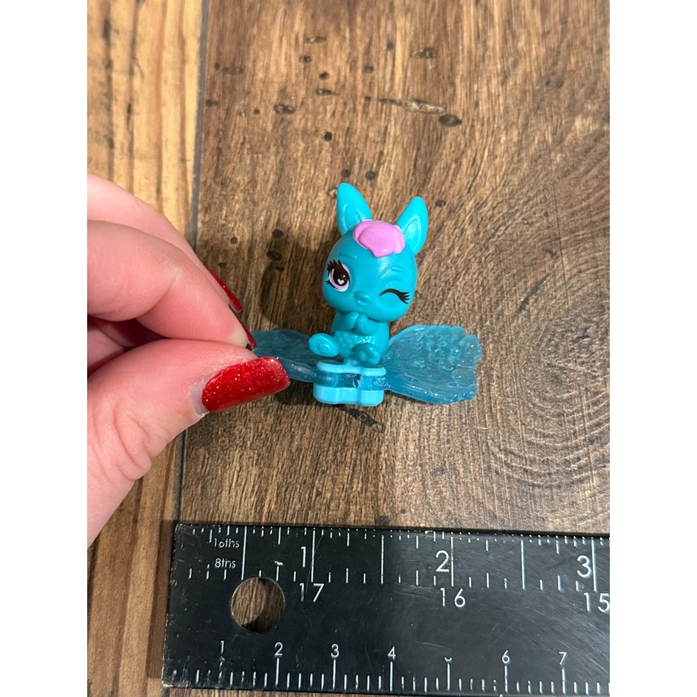 Hatchimals CollEGGtibles Mermal Magic Teal Bunny Rabbit Figure‎ with Blue Base